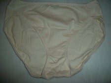 BALI LUXE LADIES HI-CUT FRENCH CUT BRIEF PANTY SIZE 7 /LARGE IVORY COLOR NWOT