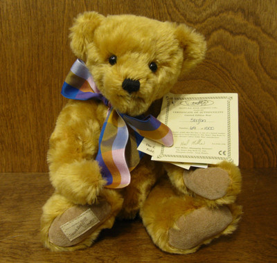 Artist Bear STEFEN, LE 69/1000 Dean Rag Book Company NEW/Tag From