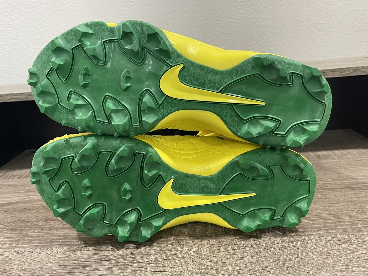 Size 16 Nike Force Savage Elite 2 Football Cleats Oregon Ducks PE Sequoia Green Nike Force Savage Pro Mid Shark White Oregon Ducks Sample PE  main image 4