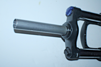 Fourche Suspension Suntour XCM 34 29 Ferme 120mm Noir - Hummi Bikes | Magasin de vélos
