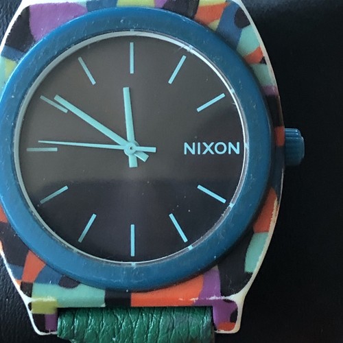 Nixon The Minimal Watch