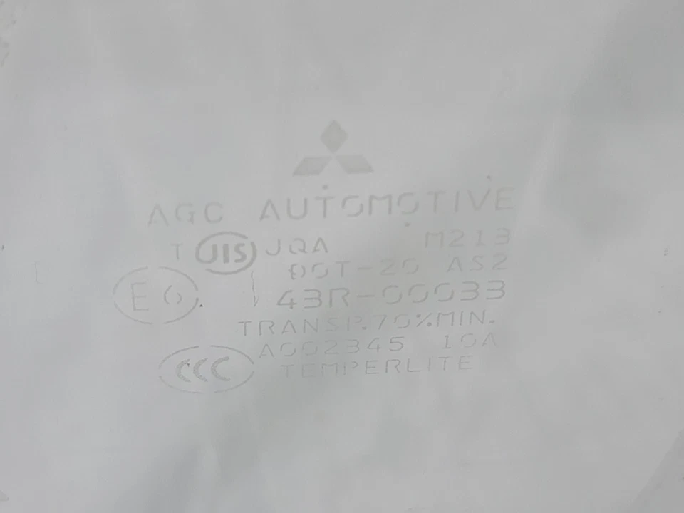 2008-2015 Mitsubishi Lancer Evo Sedan Front Left Driver Side Door Window Glass - Image 3 of 3