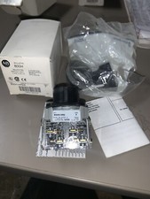 ALLEN BRADLEY 800H-HR2A SELECTOR SWITCH 2-POSITION MAIN. BLACK SERIES F