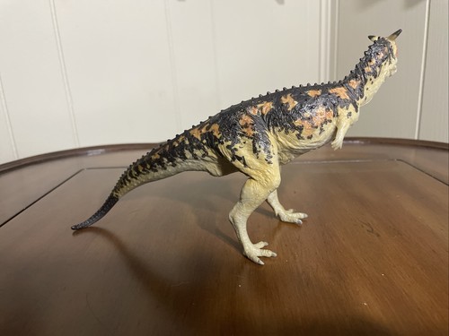 2010 Carnegie Collection Safari Ltd Carnotaurus Retired Dinosaur Model Figure - 第 2/4 張圖片