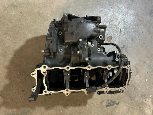 2000-2001 KAWASAKI NINJA ZX12R OEM ENGINE MOTOR CRANKCASE CRANK CASES BLOCK