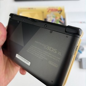 Nice! Nintendo 3DS XL Limited Edition Console ZELDA  Link Between Worlds CIB Box