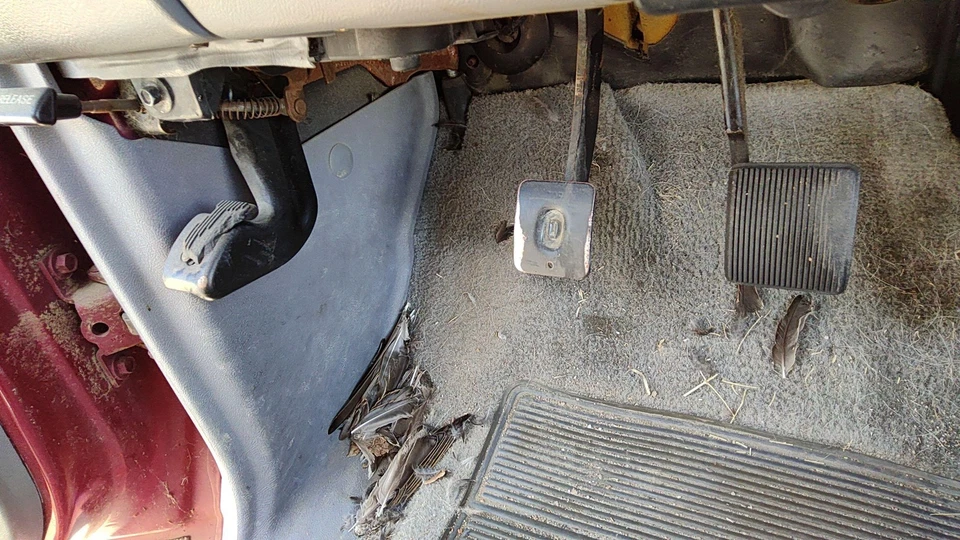 Ford Explorer 1994 conjunto de pedal de freno de estacionamiento OEM unidad de emergencia completa Foto 2 de 2