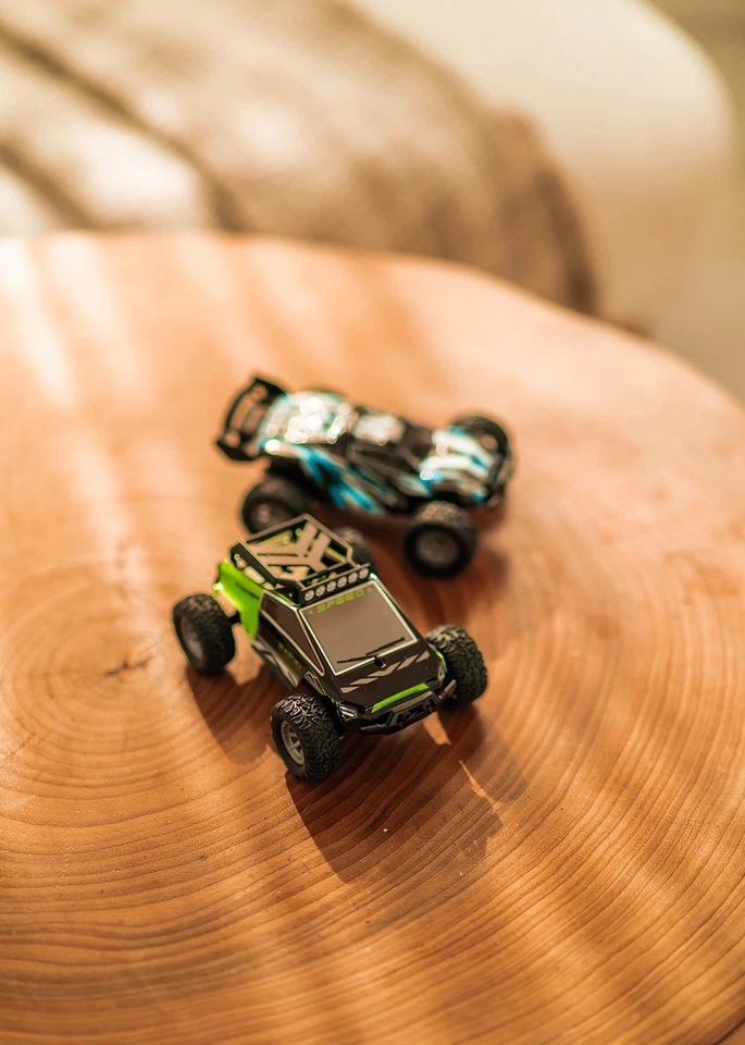 1/32 Mini RC Drift Climbing Car mit LED Licht Fernsteuerung Off Road Fahrzeug - Bild 4 von 4