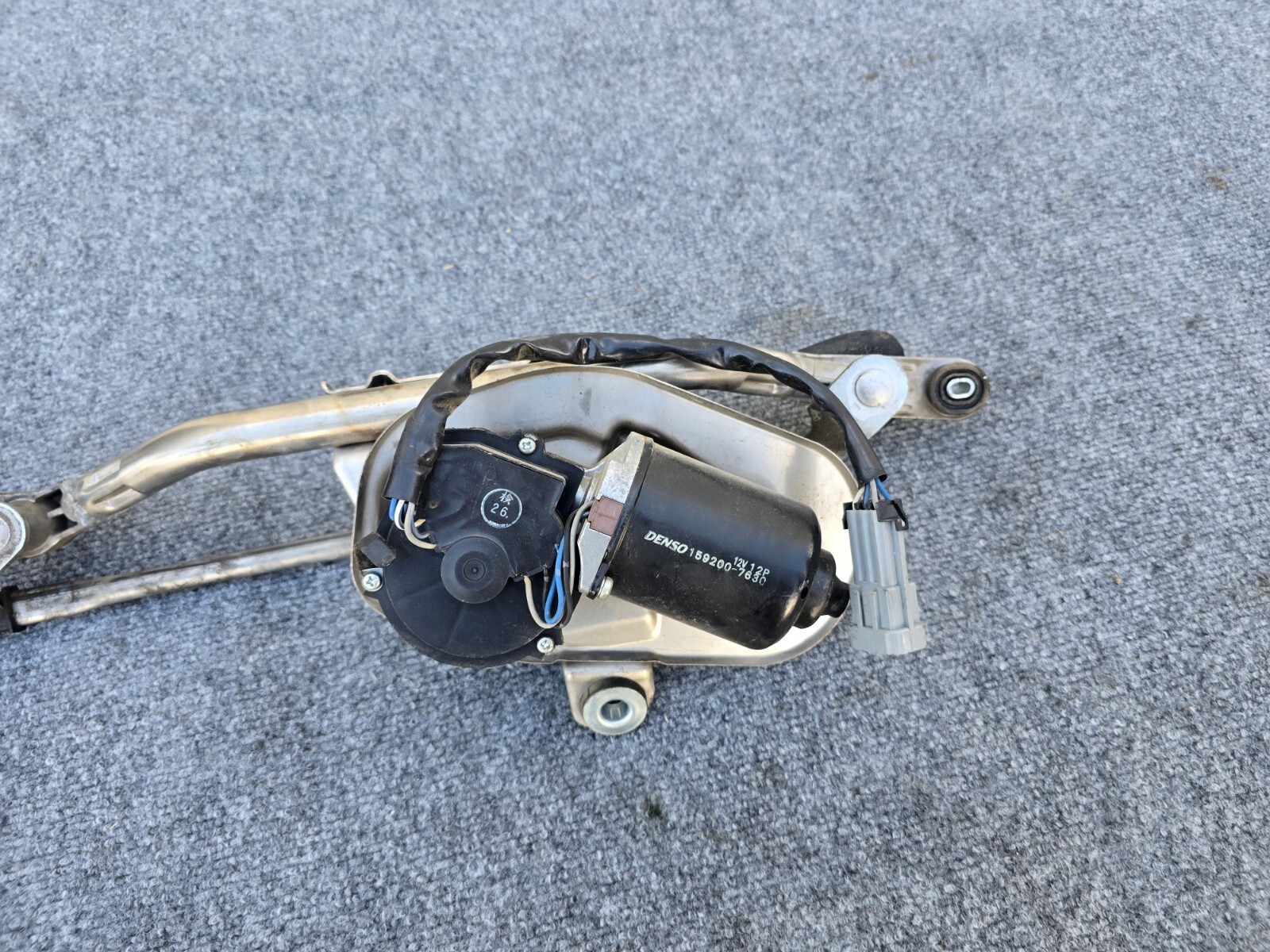 WINDSHIELD WIPER MOTOR LINKAGE ARM 08-19 MASERATI GRANTURISMO QUATTROPORTE