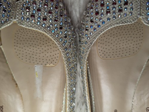 DE BLOSSOM Collection RHINESTONE Ivory Cream Flat Dress Shoes SPARKLE Women's 9 - Picture 8 of 14