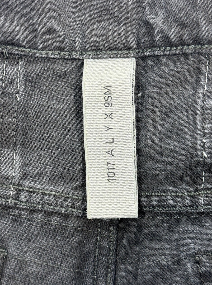 1017 Alyx 9SM X Blackmeans - Distressed Detailed Denim Jeans 1017 Alyx 9SM X Blackmeans - Distressed Detailed Denim Jeans