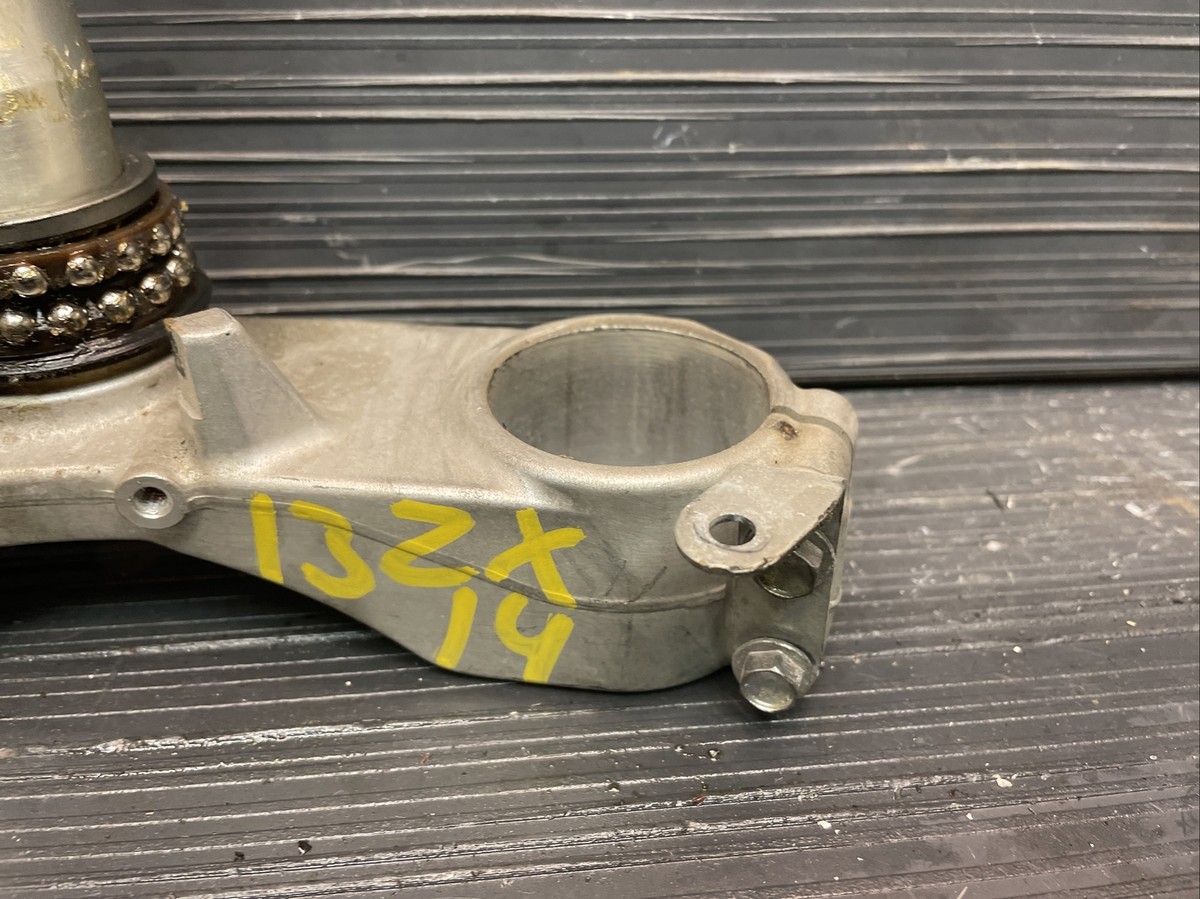 2013 Kawasaki Ninja ZX14R bottom lower triple tree #11223 | eBay 2013 Kawasaki Ninja ZX14R bottom lower triple tree #11223 | eBay
