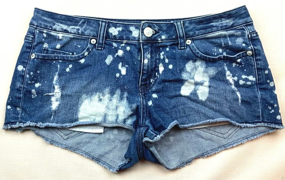 London Jean Shorts Womens Size 8 (31" waist) Mini Denim Bleached Stretch - Image 2 of 4
