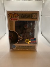 Funko Pop Fallout - Assaultron (Glow) - GameStop  (Exclusive) #386 in Protector