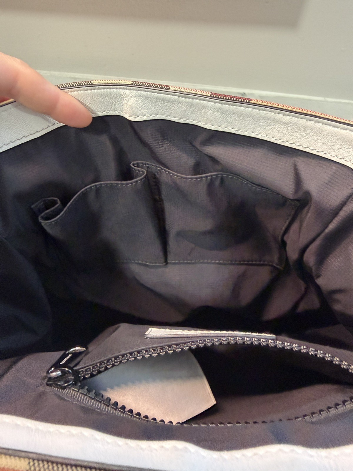 Burberry  Backpack - image 8