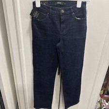Hudson women  s straight leg jeans size 2 inseam 29 inches