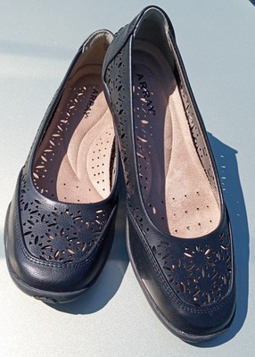 Array Jordan Black Slip on Shoes Flats Loafers Women's Size 8 N