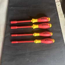 Wiha 7pc Insulated Screwdriver Set Random Drivers See Photos and Description
