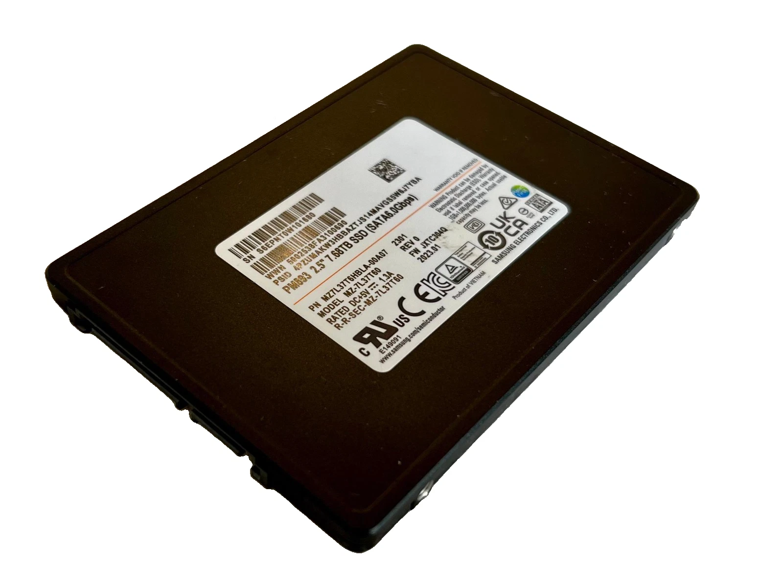 Samsung PM893 7,68TB MZ7L37T6HBLA – Ansicht 2