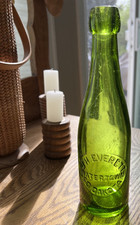 Excellent! stunner green blob Everett beer soda Watertown, South Dakota bottle!!