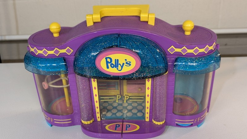 Polly Pocket Boutique Fashion Store Closet - Opens Up - Mattel 1999
