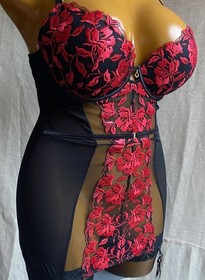 Ann Summers THE HERO Cami Suspender, Black Sheer Mesh Red Embroidered, UK 16 B-C