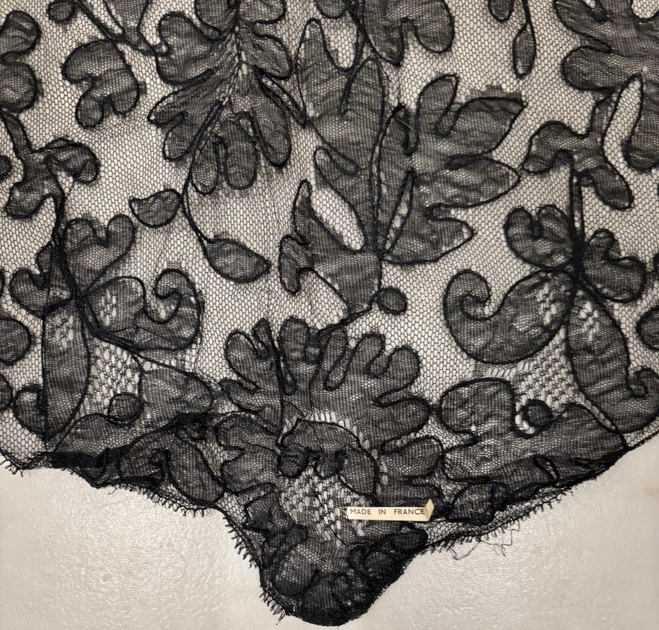 De Colección Niña Francesa Encaje Chal Cuello Bufanda Mantilla Negro Jackie O Francia Pañuelo Foto 3 de 4