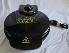 Star Wars Sith Lord Darth Vader Nonstick Waffle Maker New Without Box
