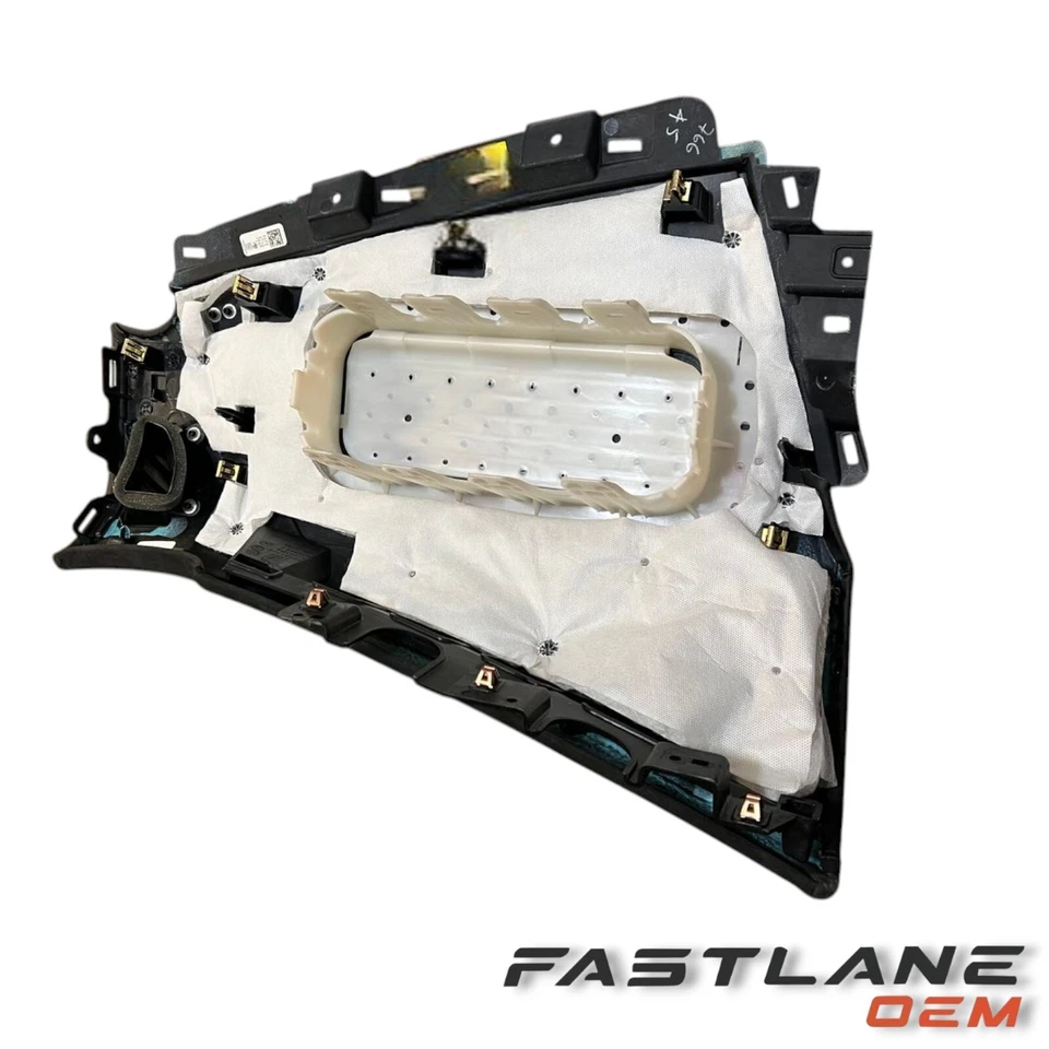 Panel de instrumentos Cadillac Escalade 2015-2022 moldura superior derecha nuevo OEM 23471519 Foto 3 de 4