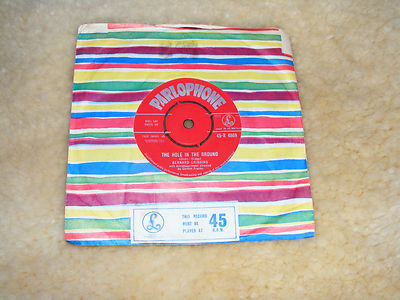 Bernard Cribbins  The Hole In The Ground  Original 1962 7''/ Winkle Picker Shoes 