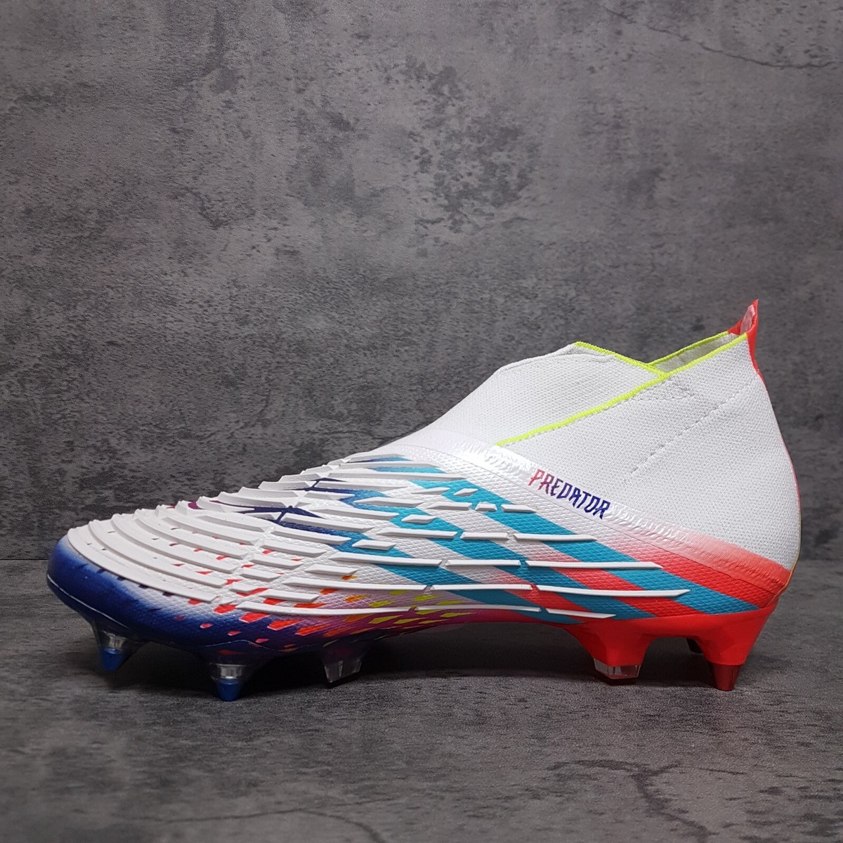 NEW Adidas Predator Edge+ SG Soccer Cleats GW1035 Size 10.5 White Adidas Predator Edge+ SG Soccer Cleats GW1035 Men main image 2