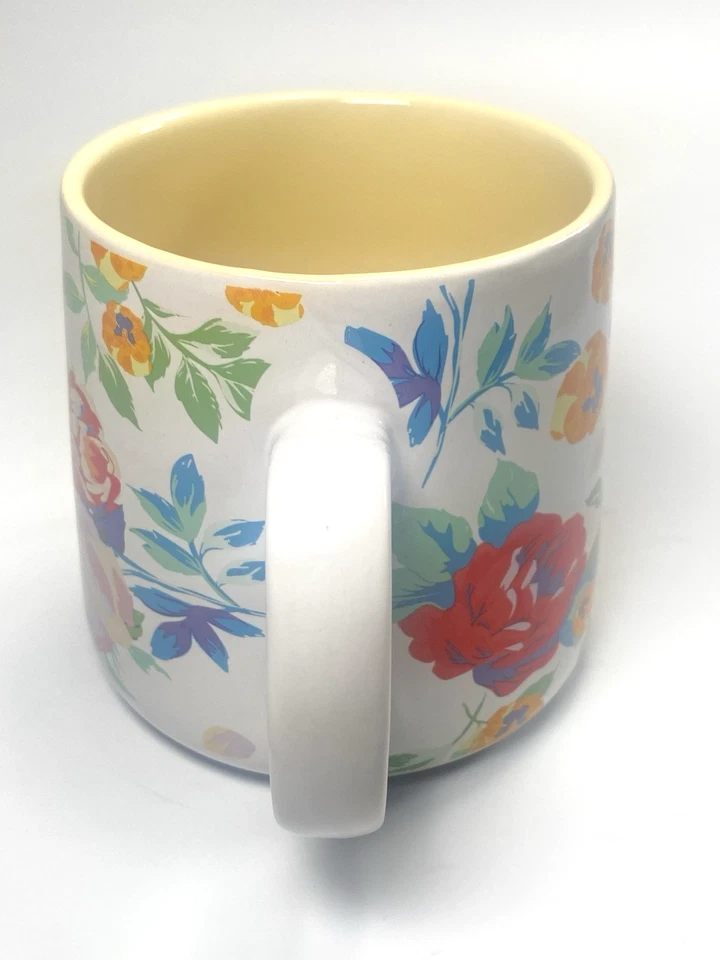 Taza floral colorida Boston Warehouse Foto 4 de 4