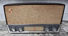 Vintage Magnavox FM-41 AM/FM Tube Radio &ndash; Black Case, Powers On, Restore/Parts
