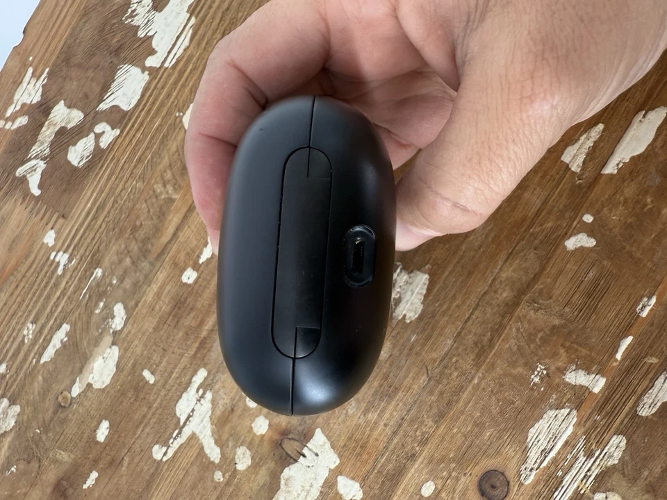 Beats Pro 充电盒 — 第 3/4 张图片