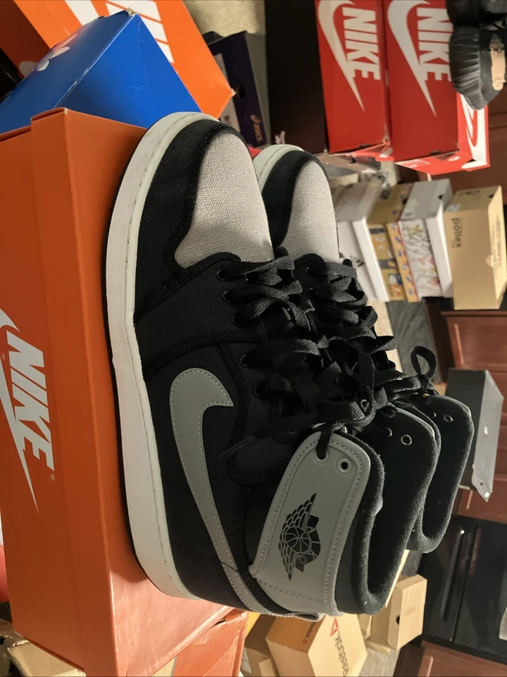 Zapatillas Jordan AJKO Retro 1 Sombra Alta EE. UU. Talla 11.5 Foto 2 de 4