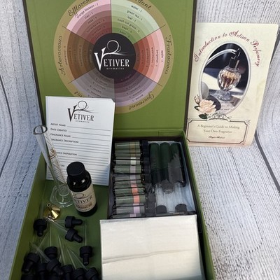Vetiver Aromatics Apprentice Artisan Perfume Making Kit Fragrance Women New