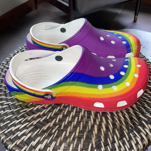Crocs Classic Rainbow Stripe Clogs Men's Size 9 Woman’s 11 - Picture 7 of 8