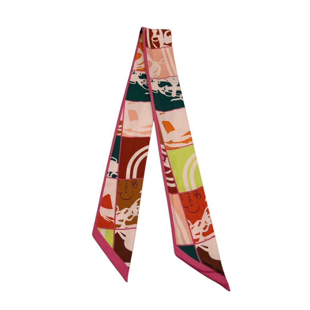 Hermes Disordered Twinley Scarf in Classic Design m1_0712