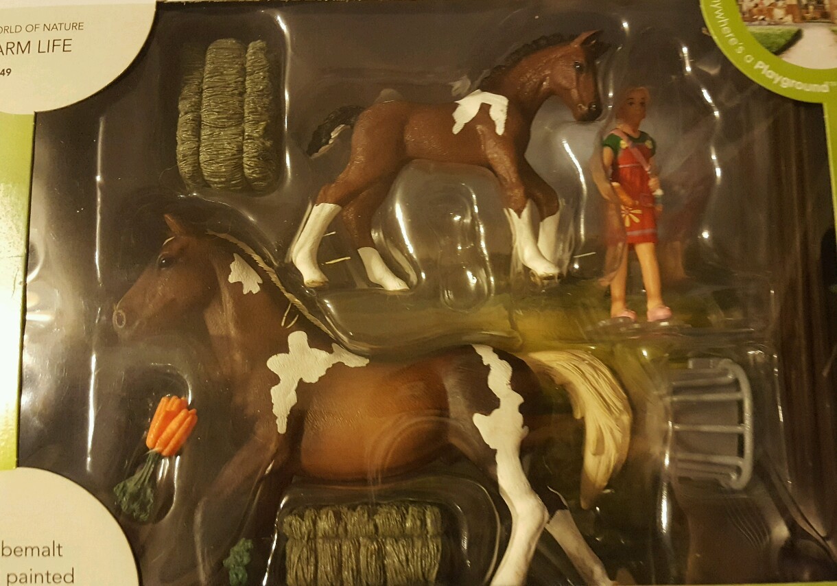 schleich horse feeding playset