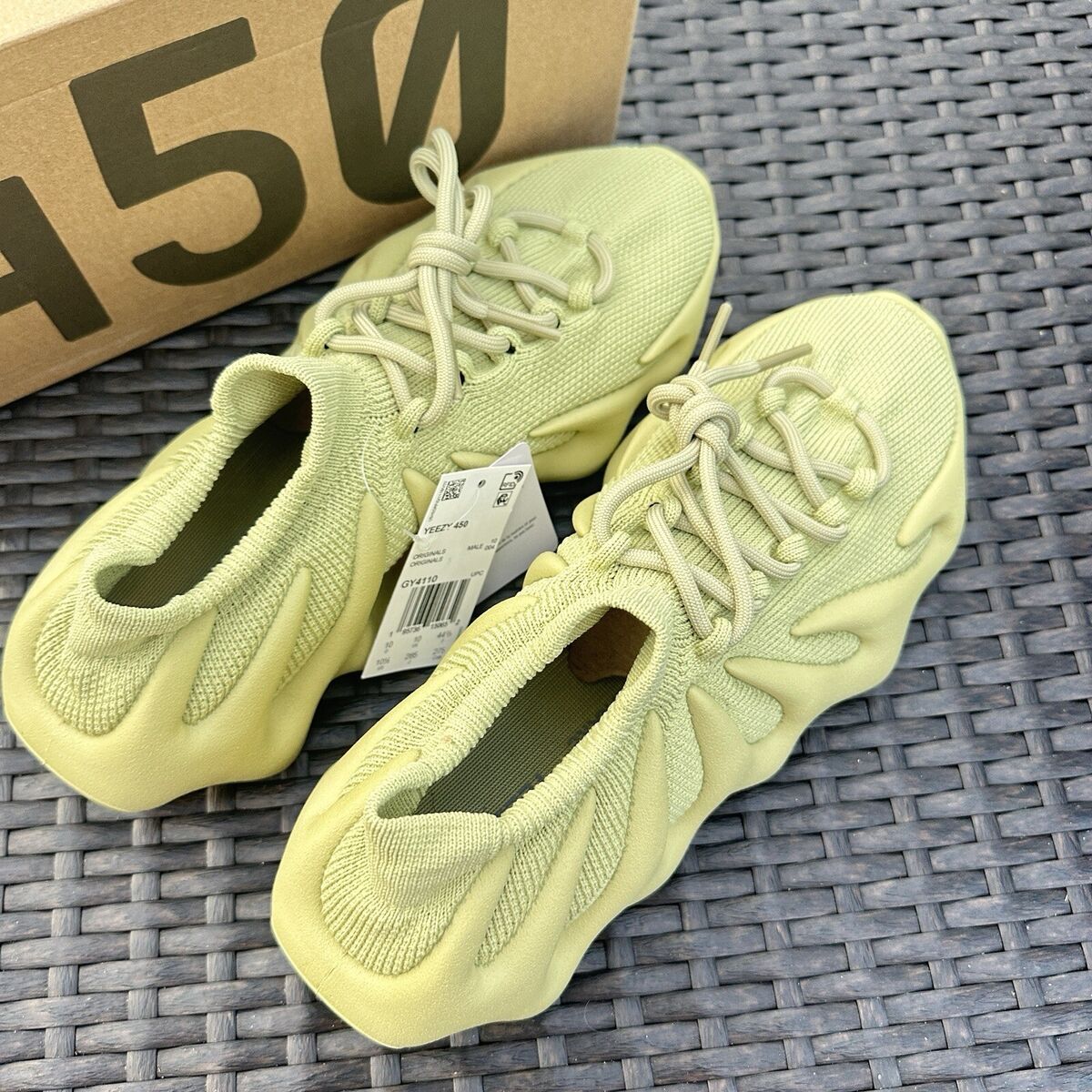 Adidas Yeezy 450 Resin Men's Athletic Shoes GY4110 Size 10 Adidas Yeezy 450 Resin Men's Athletic Shoes GY4110 Size 10