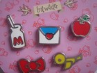 ERSTWILDER X SANRIO  5 PIECES MINI HELLO  KITTY  BACK TO SCHOOL PIN SET LIMITED — photo 3