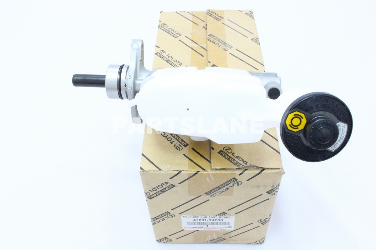 Toyota Hilux KUN25 Fortuner GGN50 OEM Genuine Brake Master