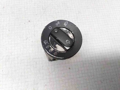 AUDI A4 Avant 8ED, B7 Scheinwerferschalter 8E0941531A 1.90 Diesel 2002 32535613