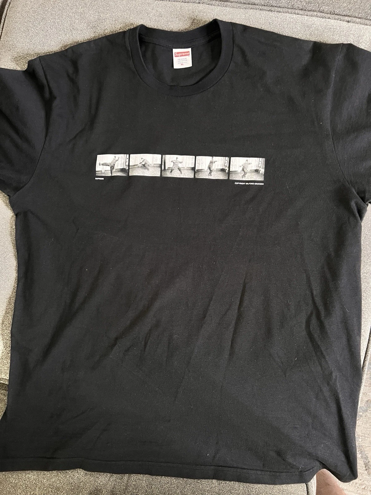 Tee shirt Supreme Milford Graves taille XL