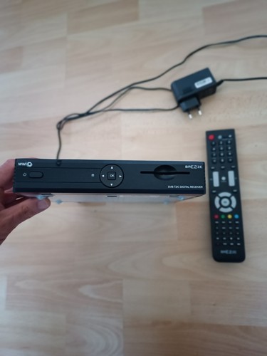 WWIO BRE2ZE DVB-T2/C Linux HYBRID Receiver, Open ATV, INKLUSIVE WLAN STICK - Bild 2 von 3