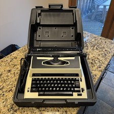 Vintage ROYAL Aristocrat TYPEWRITER - Portable Electric w/ Case - WORKS! thumbnail