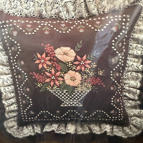 PARAGON NEEDLECRAFT CANDLEWICK-PLUS EMBROIDERY AUTUMN BOUQUET PILLOW KIT 0556 - Afbeelding 6 van 10