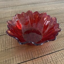 Indiana Glass Sunflower Bowl in Ruby Red