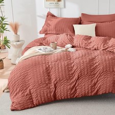 Coral Red Duvet Cover Queen Size, Ultra Soft 3-Piece Seersucker Duvet Cover S...
