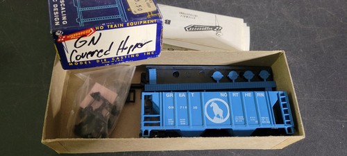 KIT TREN HO ROUNDHOUSE GN TOLVA CUBIERTA 71950 | Zustand: New